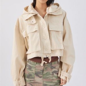 BDG Frieda Cropped Utility Jacket - size L